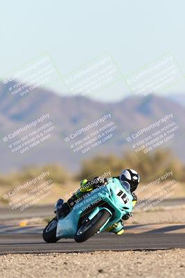 media/Dec-07-2025-CVMA (Sun) [[3e7d2de5dc]]/Race 16-Formula Middleweight/